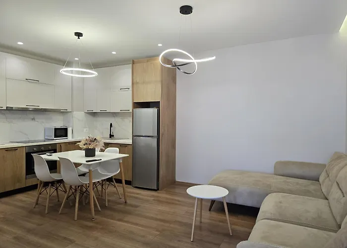 Apartamento Prayla Luxury 2bd At Delijorgji *