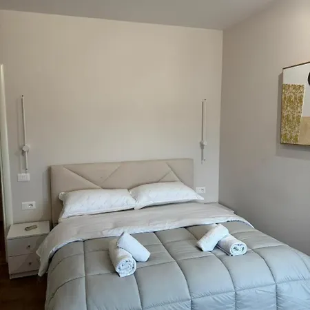 Luxury 2bd Near Delijorgji * تيرانا