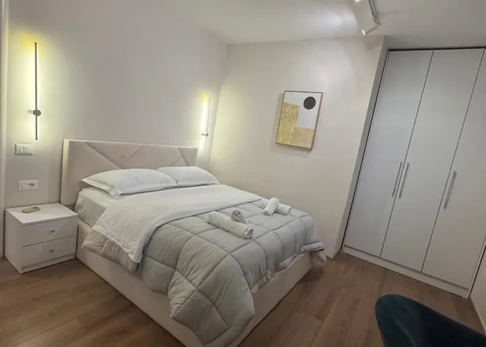 Prayla Luxury 2bd At Delijorgji